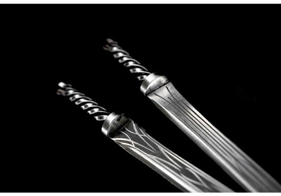 Mother -in -law Double Sword III Elementary School Series Tea Sword Sword Sword Mini Eighteen Weapon Playing Playing