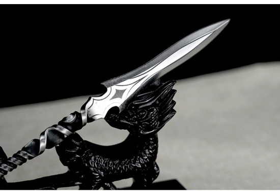 Tea knife reverses Wei Bing's golden handle small blade eighteen blades to play decorative decoration