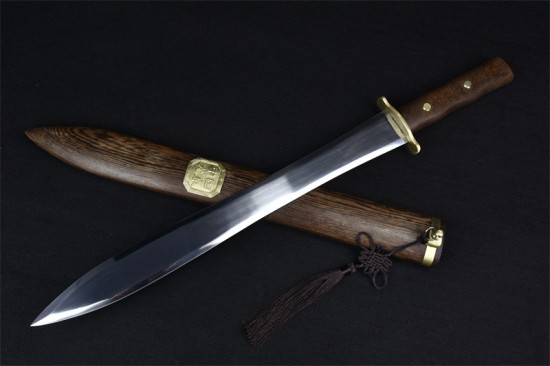 Longquan sword handmade forging high manganese steel all -in -one short sword film television sword sword sword collectible blade craft