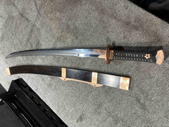 Samurai Tanto 23 - Traditional Japanese Short Sword