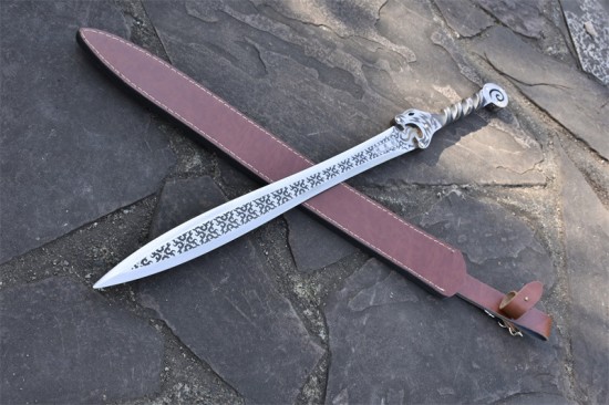 Longquan sword handmade forging one -piece six -faced Han sword film sword collectible blade long sword collection artwork