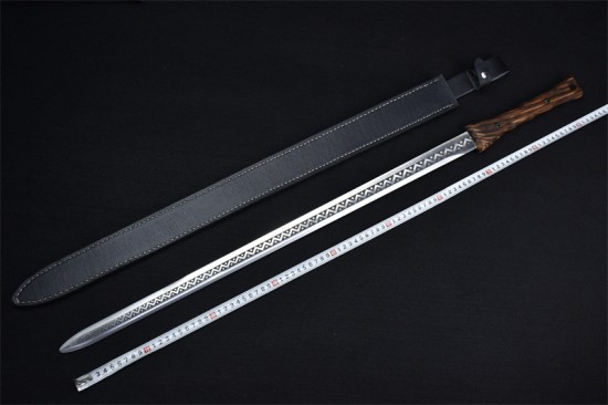 Douyin same Longquan sword handmade forging all -in -one wooden handle six sides Tang sword sword sword sword collectible blade