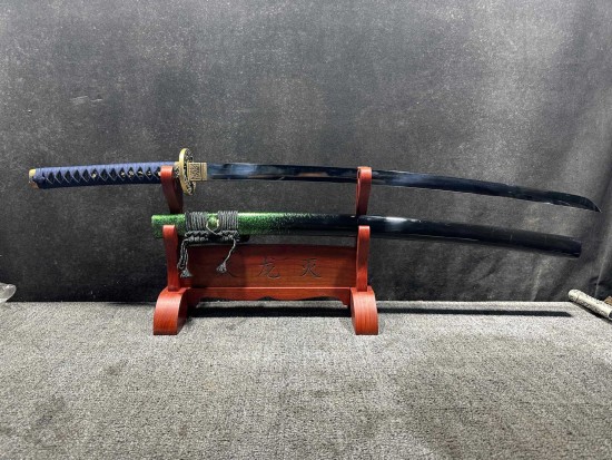 Samurai Tanto 18 - Traditional Japanese Short Sword