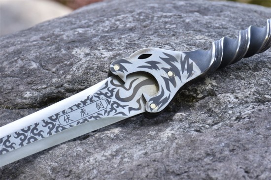 Longquan sword handmade forging one -piece six -faced Han sword film sword collectible blade long sword collection artwork