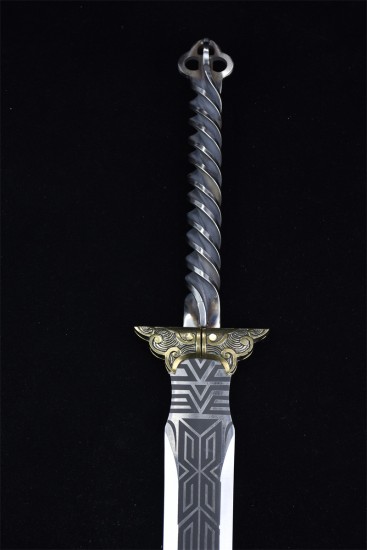 Longquan sword handmade forging all -in -one modern six -faced Tang sword body, sword film film and television long sword crafts