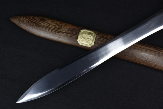 Longquan sword handmade forging high manganese steel all -in -one short sword film television sword sword sword collectible blade craft