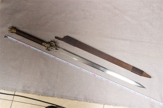 Longquan sword handmade forging six -faced Han sword modern all -in -one collectible blade Changjian Town House craftsmanship sword
