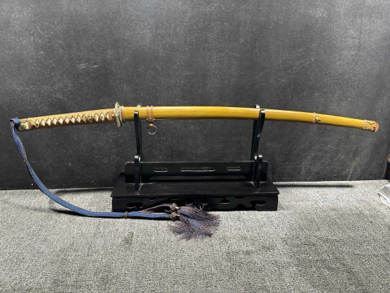 Samurai Tanto 08 - Traditional Japanese Short Sword