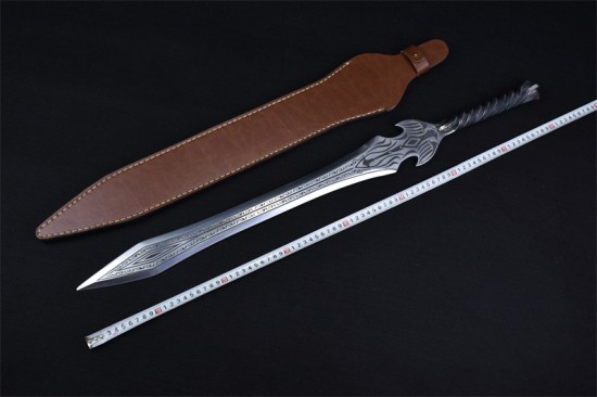 Longquan sword handmade forging integrated stainless steel sword film television Han sword body anti -body collectible blade crafts