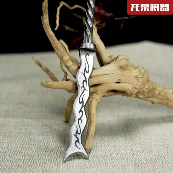 Reverse the micro -soldiers series tea knife eighteen weapons to play decorative decoration mini cold weapons Reverse the micro -soldiers series tea knife eighteen weapons to play decorative decoration mini cold weapons